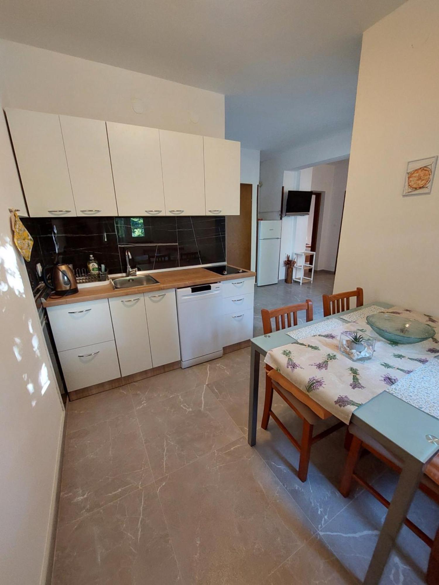 Apartments Nenad & Marija Pag Town Zewnętrze zdjęcie